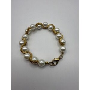 Vintage Gold Tone Faux Pearl Bracelet with Twisted Rope Links